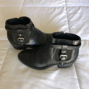 Girls boots